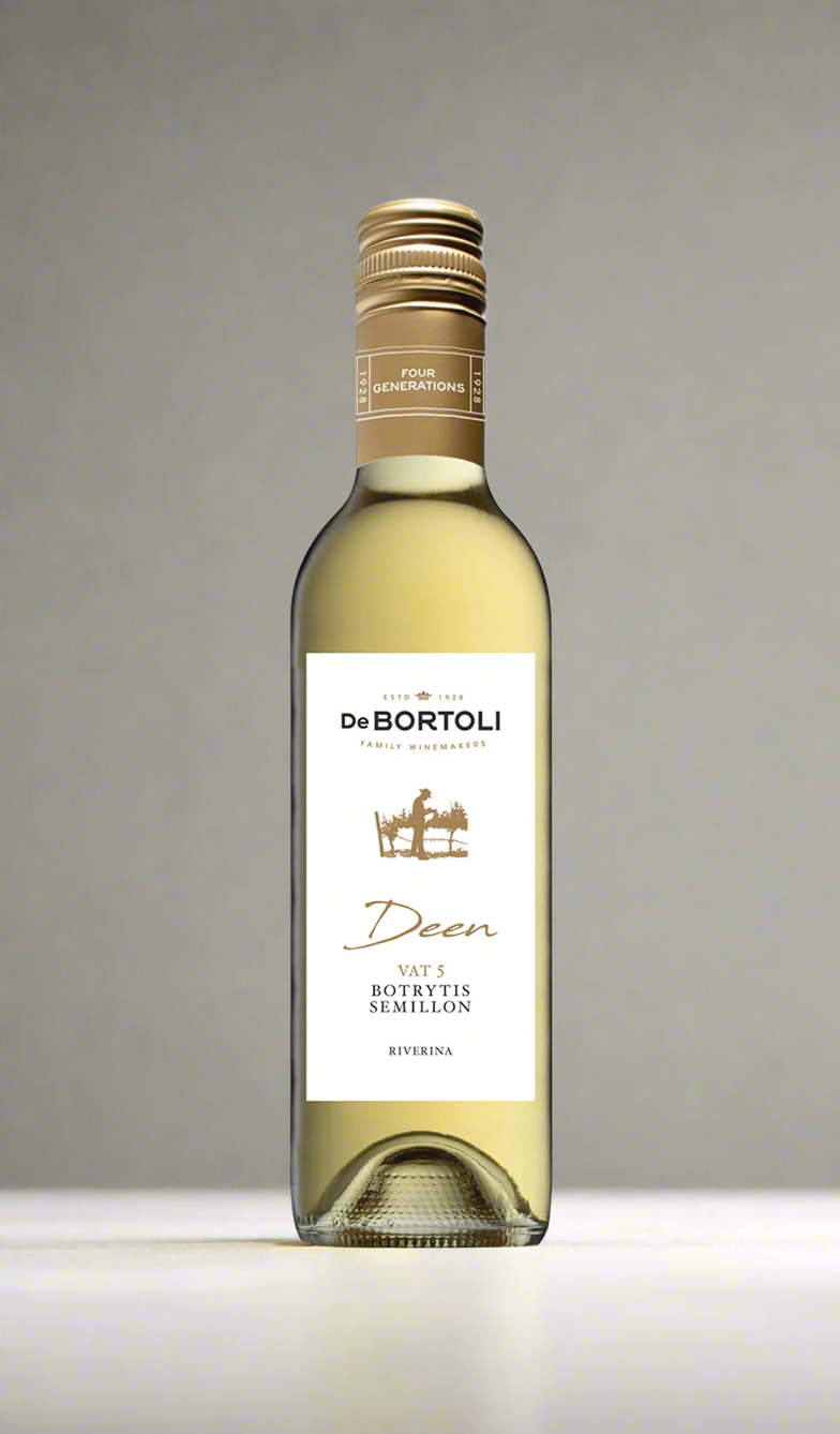 Find out more or buy De Bortoli Deen Vat 5 Botrytis Semillon 2021 375ml online at Wine Sellers Direct's best prices - Australia’s independent liquor specialists.